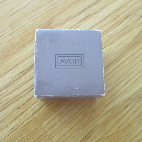 Vintage Avon Pin 1929 Ford with original Avon box - Picture 9 of 9